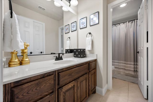 801 Sierra Avenue, Mansfield, TX 76063