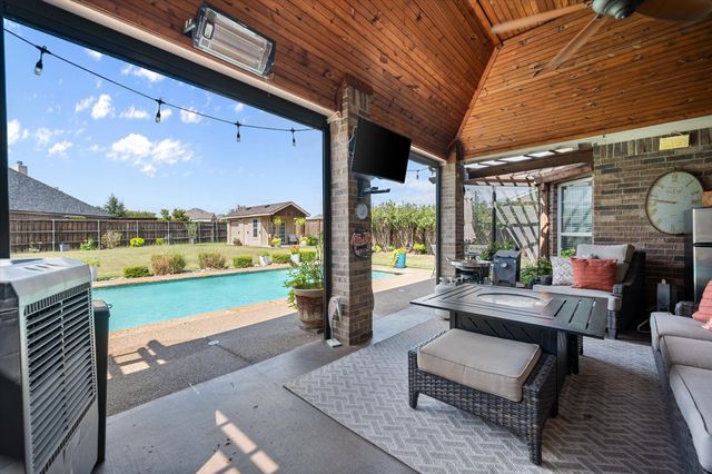 801 Sierra Avenue, Mansfield, TX 76063