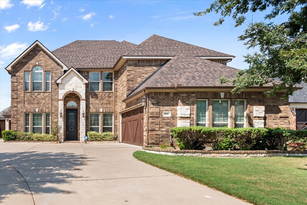 801 Sierra Avenue, Mansfield, TX 76063