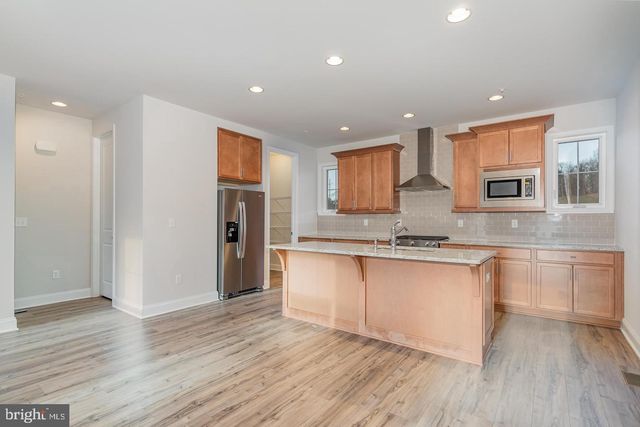 3242 PARADE ST, Mechanicsburg, PA 17055