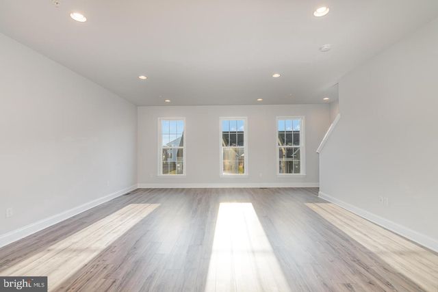 3242 PARADE ST, Mechanicsburg, PA 17055