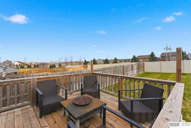 5113 N 180th Avenue, Omaha, NE 68022