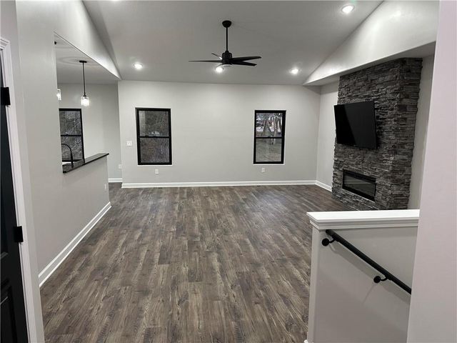 1613 S Ash Court, Ottawa, KS 66067