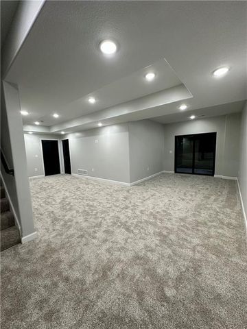 1613 S Ash Court, Ottawa, KS 66067