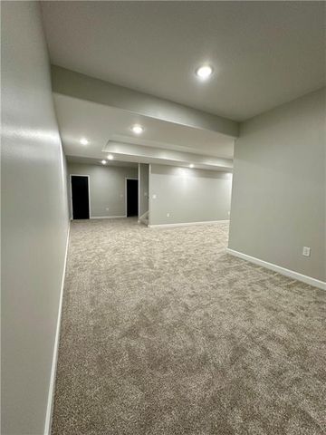 1613 S Ash Court, Ottawa, KS 66067