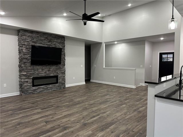 1613 S Ash Court, Ottawa, KS 66067