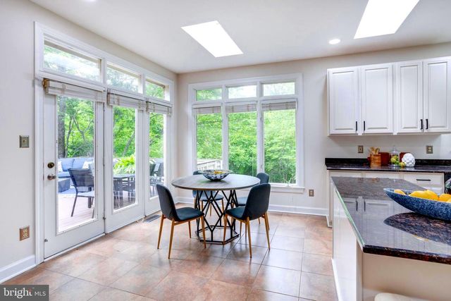 12016 CREEKBEND DR, Reston, VA 20194