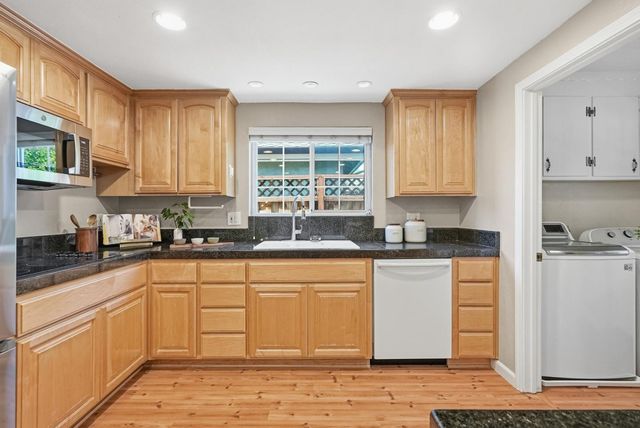 1299 Weathersfield Way, San Jose, CA 95118