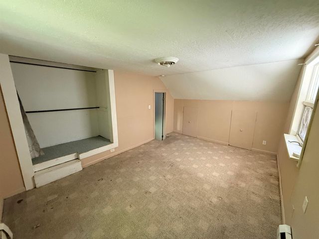 708 Woodside Lane, Bay City, MI 48708