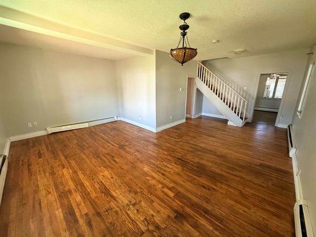 708 Woodside Lane, Bay City, MI 48708