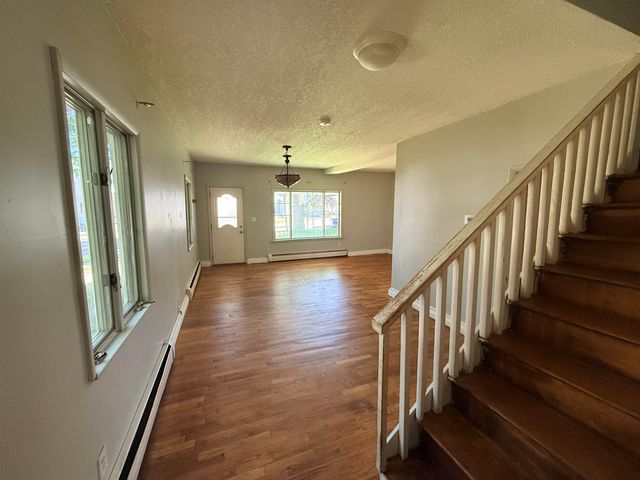 708 Woodside Lane, Bay City, MI 48708