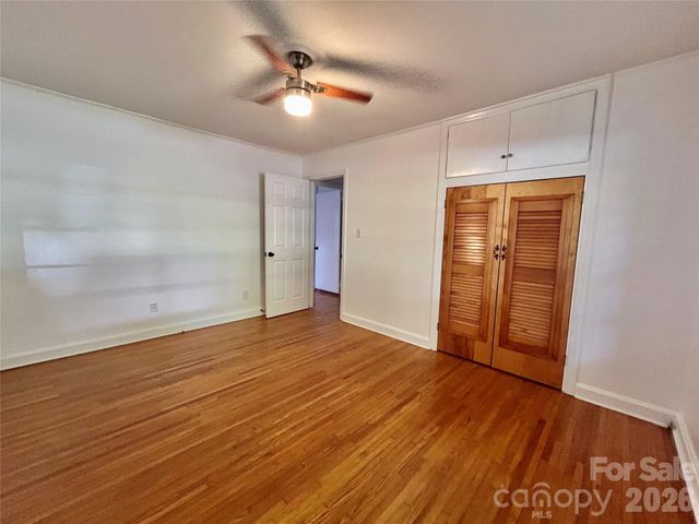 2255 Falmouth Road, Charlotte, NC 28205