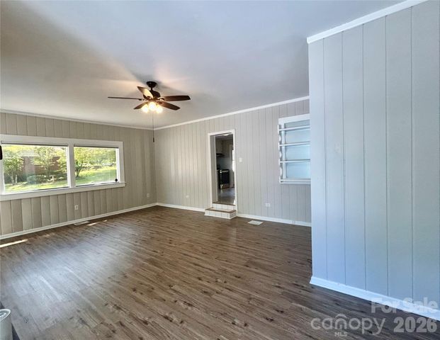 2255 Falmouth Road, Charlotte, NC 28205