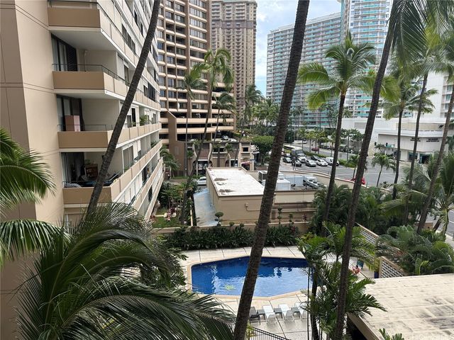 1720 Ala Moana Boulevard A504, Honolulu, HI 96815