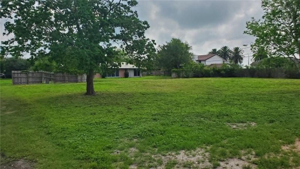 6049 Rio Vista Ave, Corpus Christi, TX 78412 — exterior