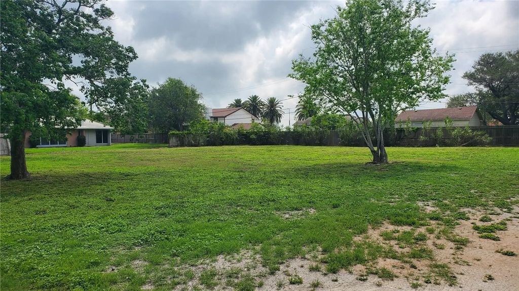 6049 Rio Vista Ave, Corpus Christi, TX 78412 — photo 2