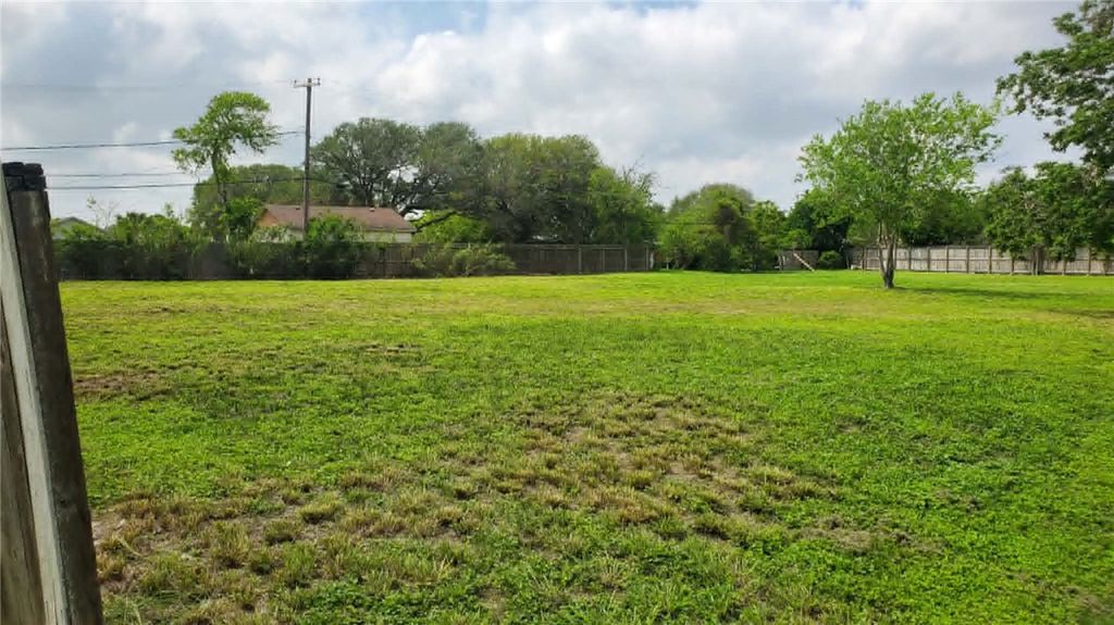 6049 Rio Vista Ave, Corpus Christi, TX 78412 — photo 5