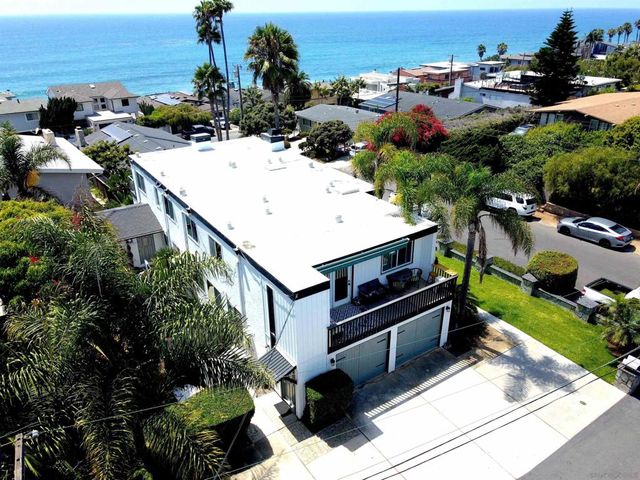 1576 Lorraine, Encinitas, CA 92024
