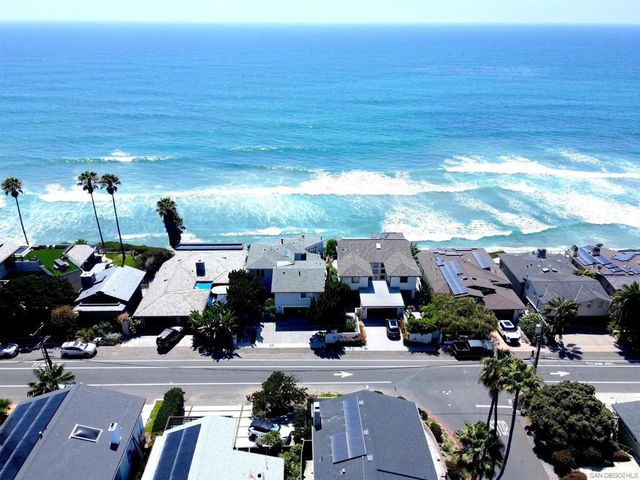 1576 Lorraine, Encinitas, CA 92024