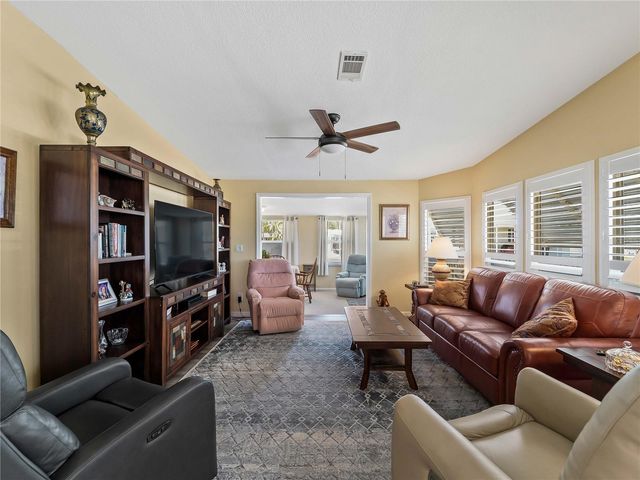 424 BOXWOOD DRIVE, Venice, FL 34285