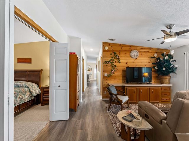 424 BOXWOOD DRIVE, Venice, FL 34285