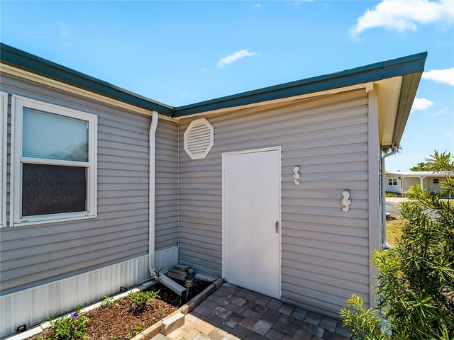 424 BOXWOOD DRIVE, Venice, FL 34285