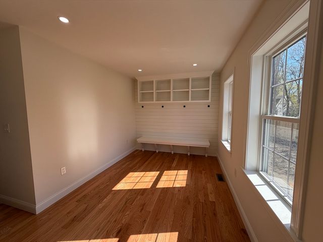 157 Compass Cir, Barnstable, MA 02601