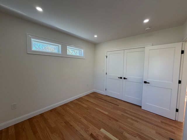 157 Compass Cir, Barnstable, MA 02601