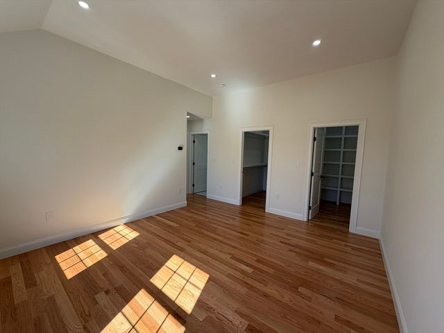 157 Compass Cir, Barnstable, MA 02601