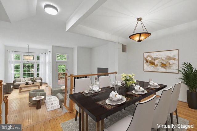 5438 SUMMER LEAF LN, Alexandria, VA 22312