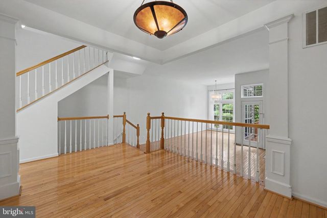 5438 SUMMER LEAF LN, Alexandria, VA 22312
