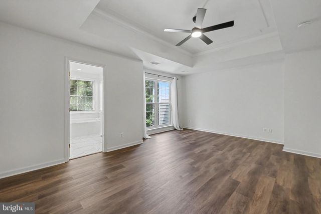 5438 SUMMER LEAF LN, Alexandria, VA 22312
