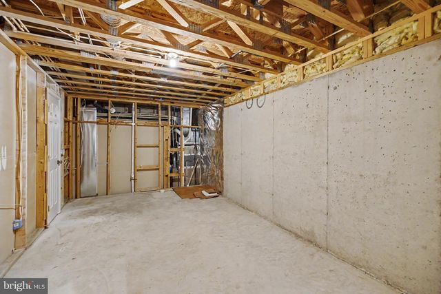 5438 SUMMER LEAF LN, Alexandria, VA 22312
