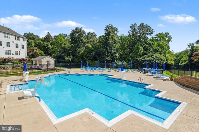 5438 SUMMER LEAF LN, Alexandria, VA 22312