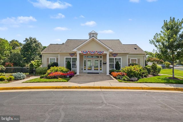 5438 SUMMER LEAF LN, Alexandria, VA 22312