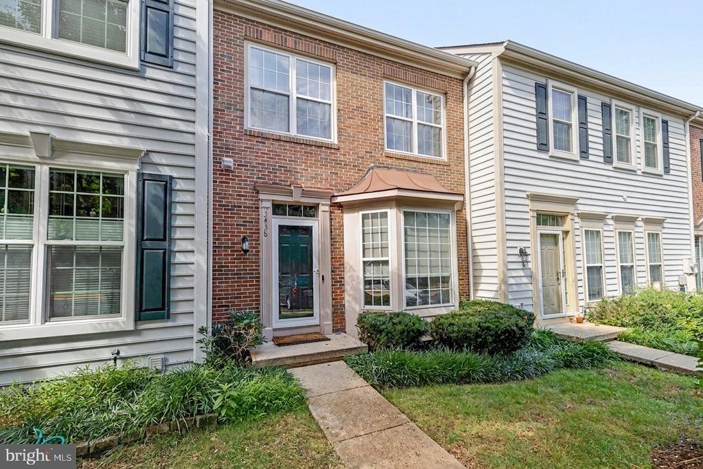 5438 SUMMER LEAF LN, Alexandria, VA 22312