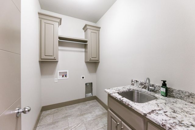 7806 87th Street, Lubbock, TX 79424