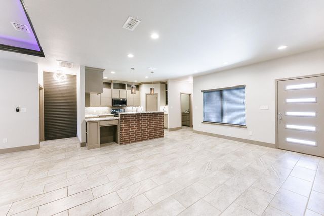 7806 87th Street, Lubbock, TX 79424