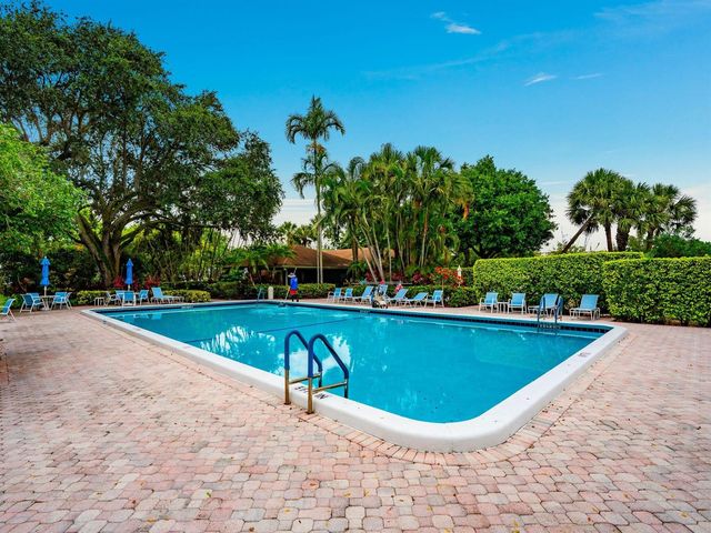 3100 N Course Lane 107, Pompano Beach, FL 33069