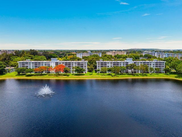 3100 N Course Lane 107, Pompano Beach, FL 33069