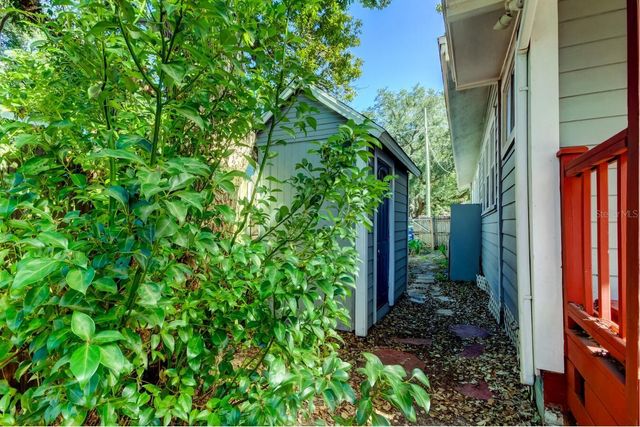 7108 N 10TH STREET, Tampa, FL 33604