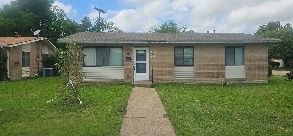 1001 W Grubb Drive, Mesquite, TX 75149