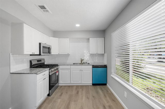 19450 Cypress Cliff Drive, Katy, TX 77449