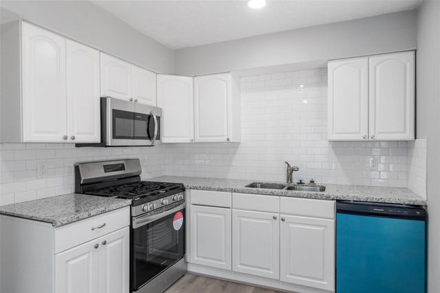 19450 Cypress Cliff Drive, Katy, TX 77449