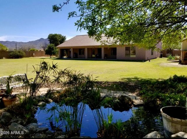 5116 W LA MIRADA Drive, Laveen, AZ 85339