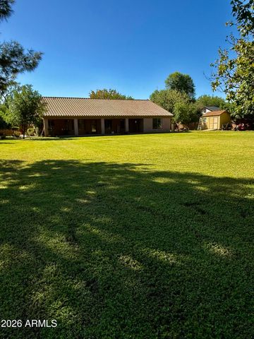 5116 W LA MIRADA Drive, Laveen, AZ 85339