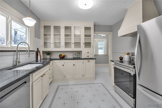 106 Winston Road, Buffalo, NY 14216