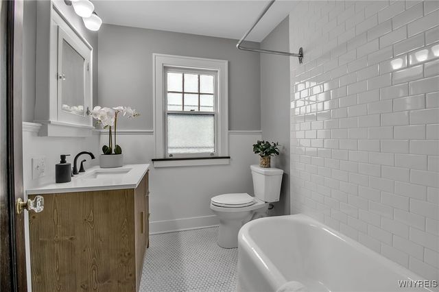 106 Winston Road, Buffalo, NY 14216