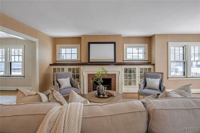 106 Winston Road, Buffalo, NY 14216