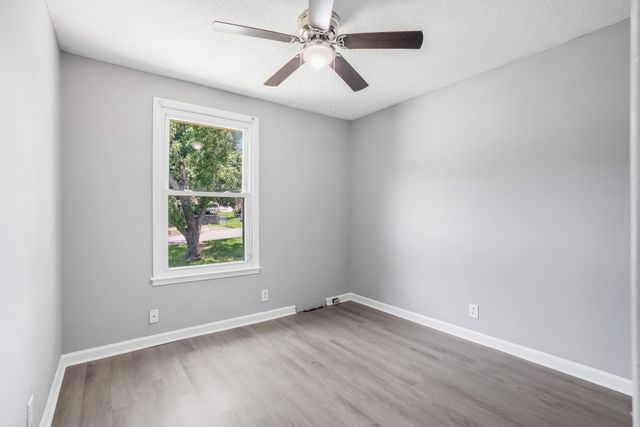 102 Winston Ct, Clarksville, TN 37042
